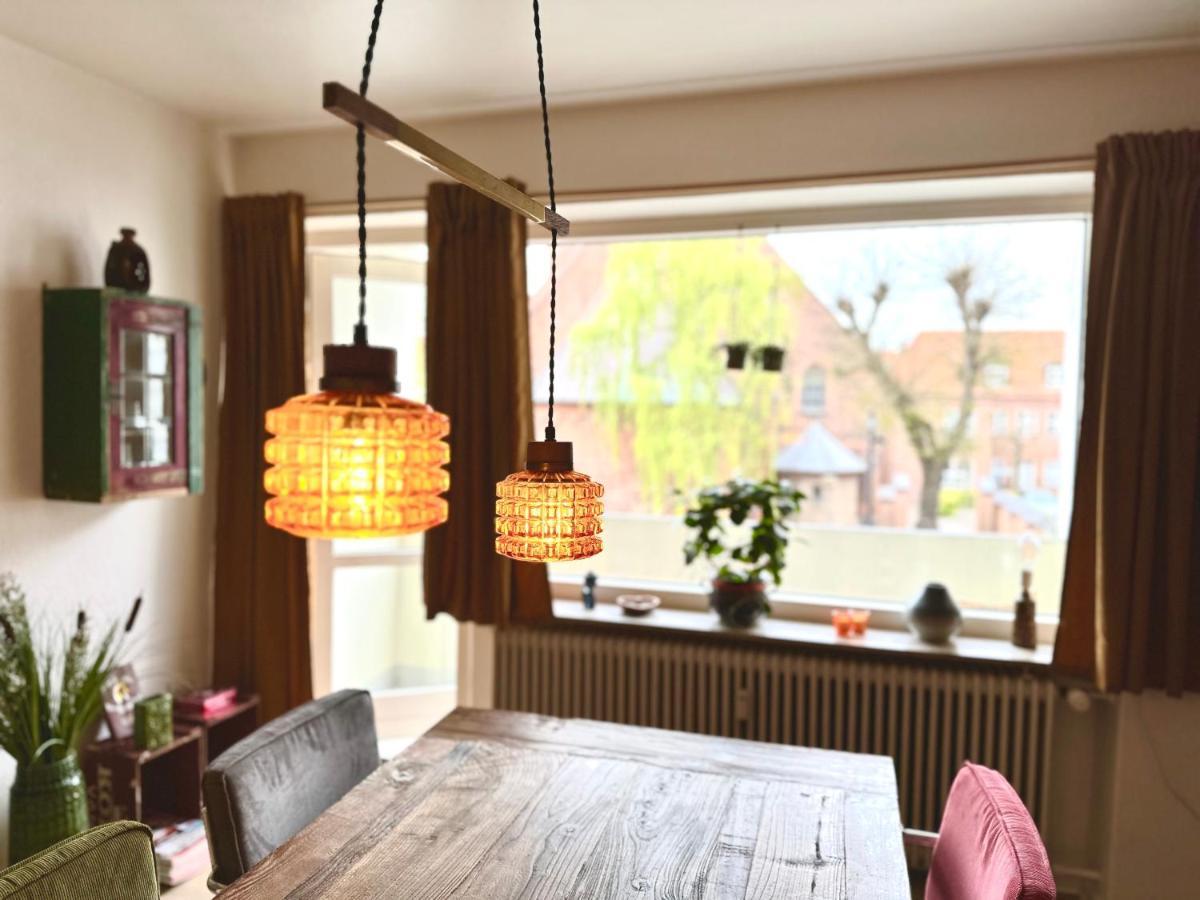 Apartment 2 Vaerelses Retro Pa Torvet *